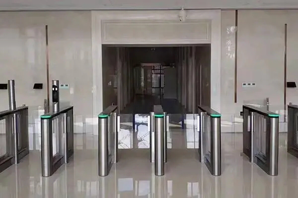 门禁考勤、停车场道闸、通道闸、一卡通、楼宇对讲、停车系统